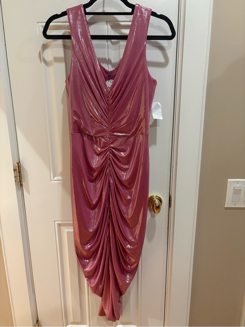 Dress the Population Metallic bright, fuchsia Ruched V-Neck Midi Dress